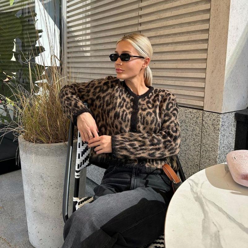 Leopard Print Knit Cardigan Women's Loose O-Neck Long Sleeve Casual Color Block Sweater Fashion Button Cardigan Top Y2k