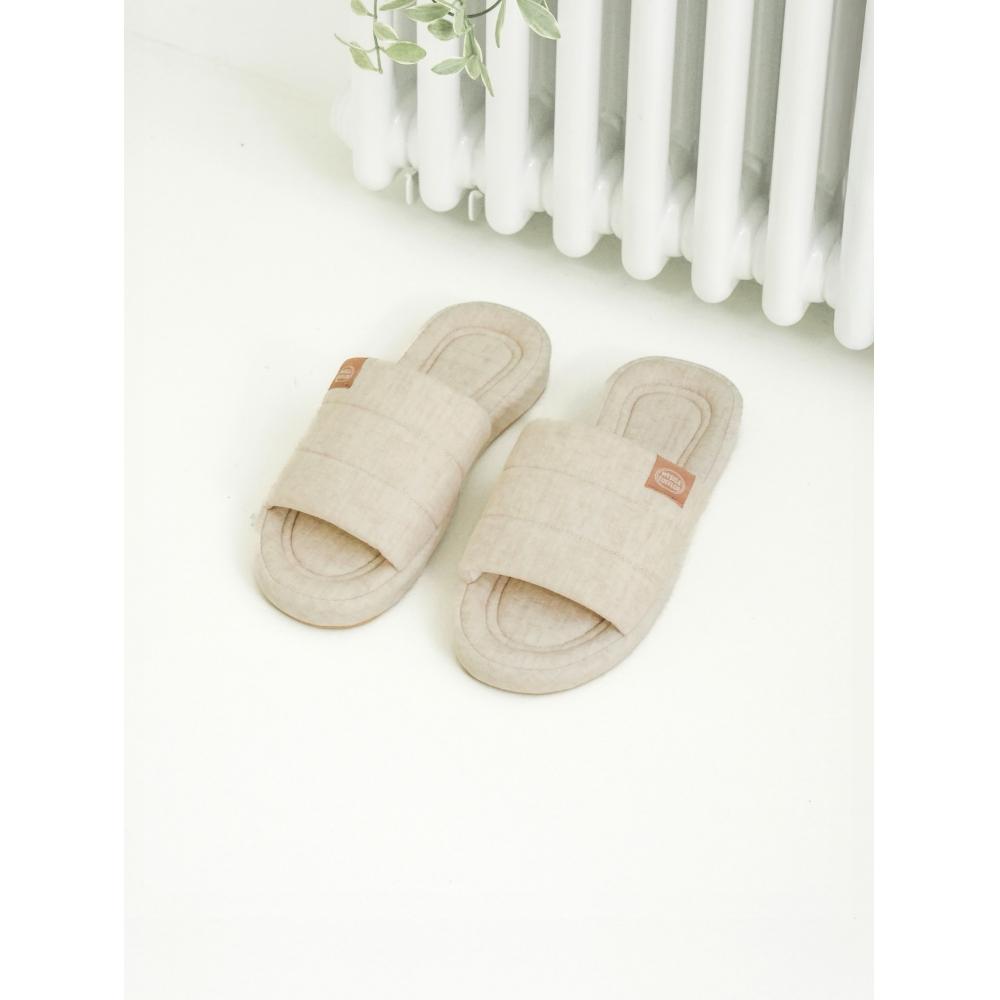 

Daiso Рельефные тапочки 230 250 мм Слоновая кость