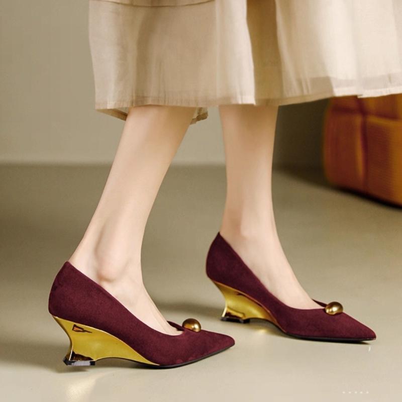 Mode Talon Compensé Bout Pointu Talons Hauts Chaussures Simples Mode Femme 2025 Nouveau Tempérament Bouche Peu Profonde