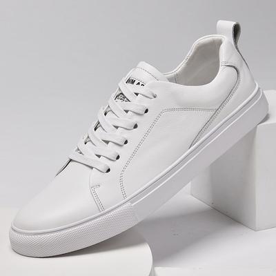 Herrenschuhe Frühlingstrend Britische Herren Freizeitleder schuhe weiche Sohle weiße Schuhe Sportschuhe Skateschuhe