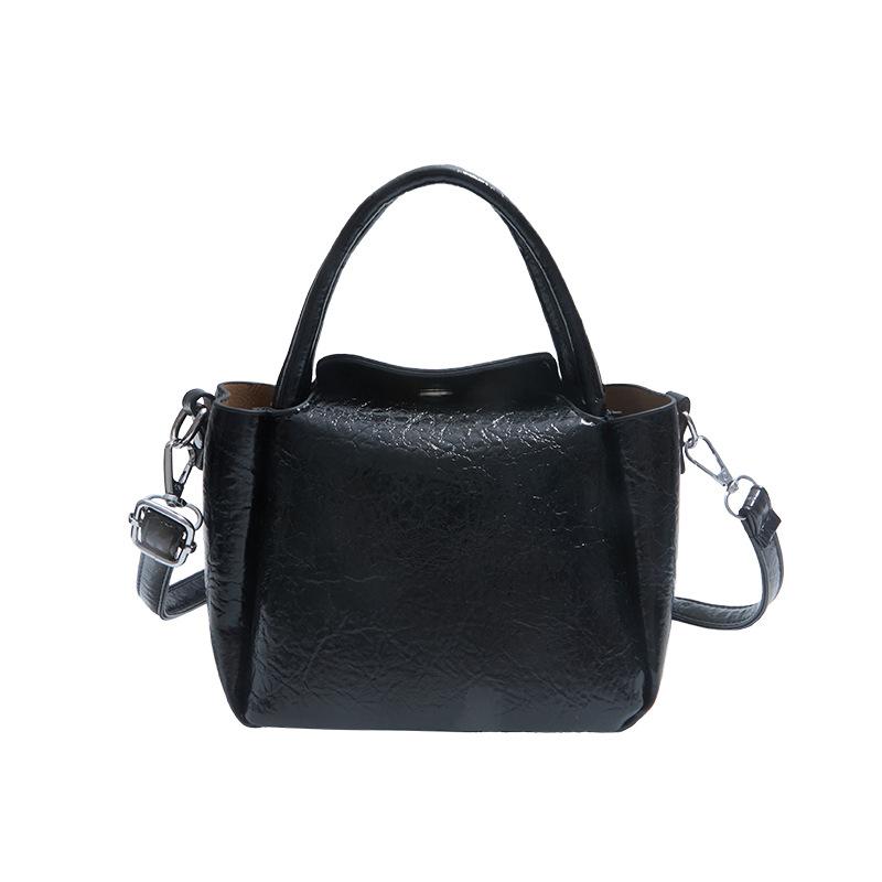 

Сумка-корзина для овощей Новая простая и модная портативная наплечная сумка Однотонная повседневная сумка-мессенджер Маленькая квадратная сумка чёрный