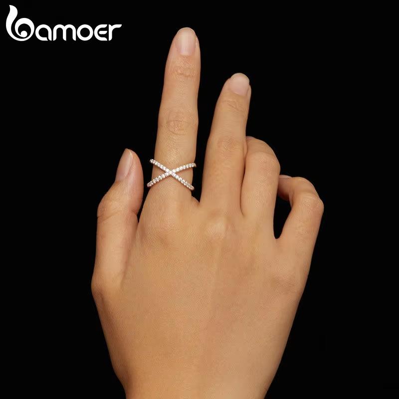 BAMOER Bague de mariage croisée en moissanite pour femme, couleur D VVS1 moissanite empilable X Anneau de promesse Bijoux fins de mariage