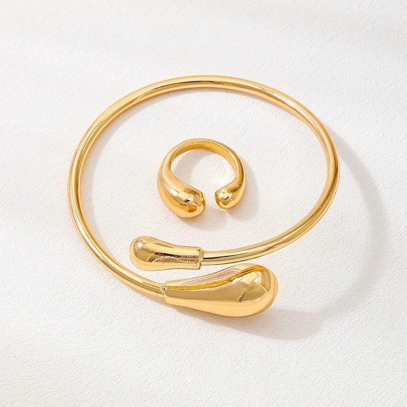 European and American exaggerated trend, high-end sense, metal glossy surface size, small head, water drop-shaped collar, hand jewelry, earrings, set