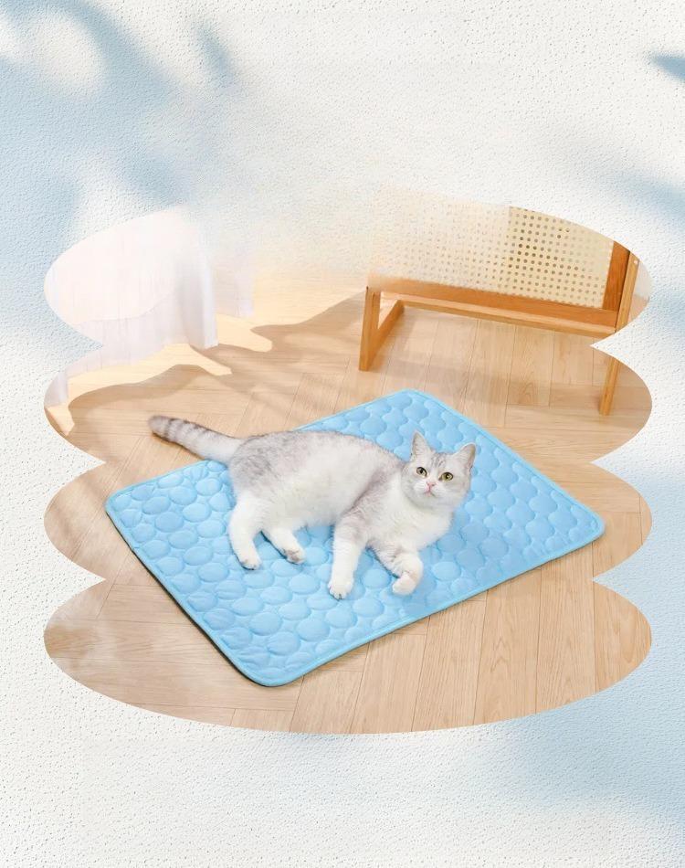 Pet Ice Silk Mat Dog Mat Summer Ice Silk Mat Sleeping Mat Cat Sofa Mat Summer Ice Silk Dog Mat