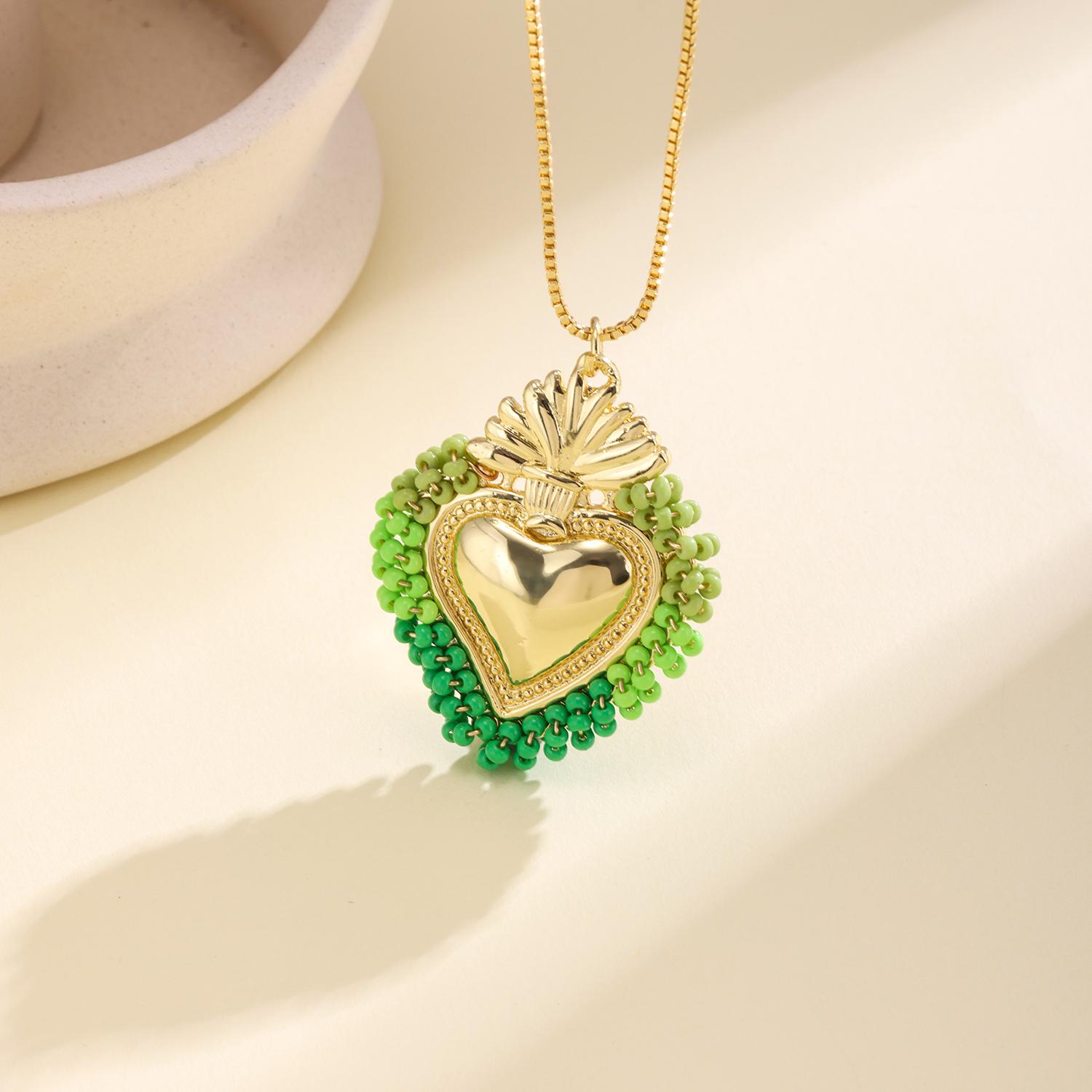 

Nidin Exquisite Handmade Beaded Sacred Heart Pendant Necklace Religious Style Jewelry Gift For Women Birthday Valentine s Day зелёный