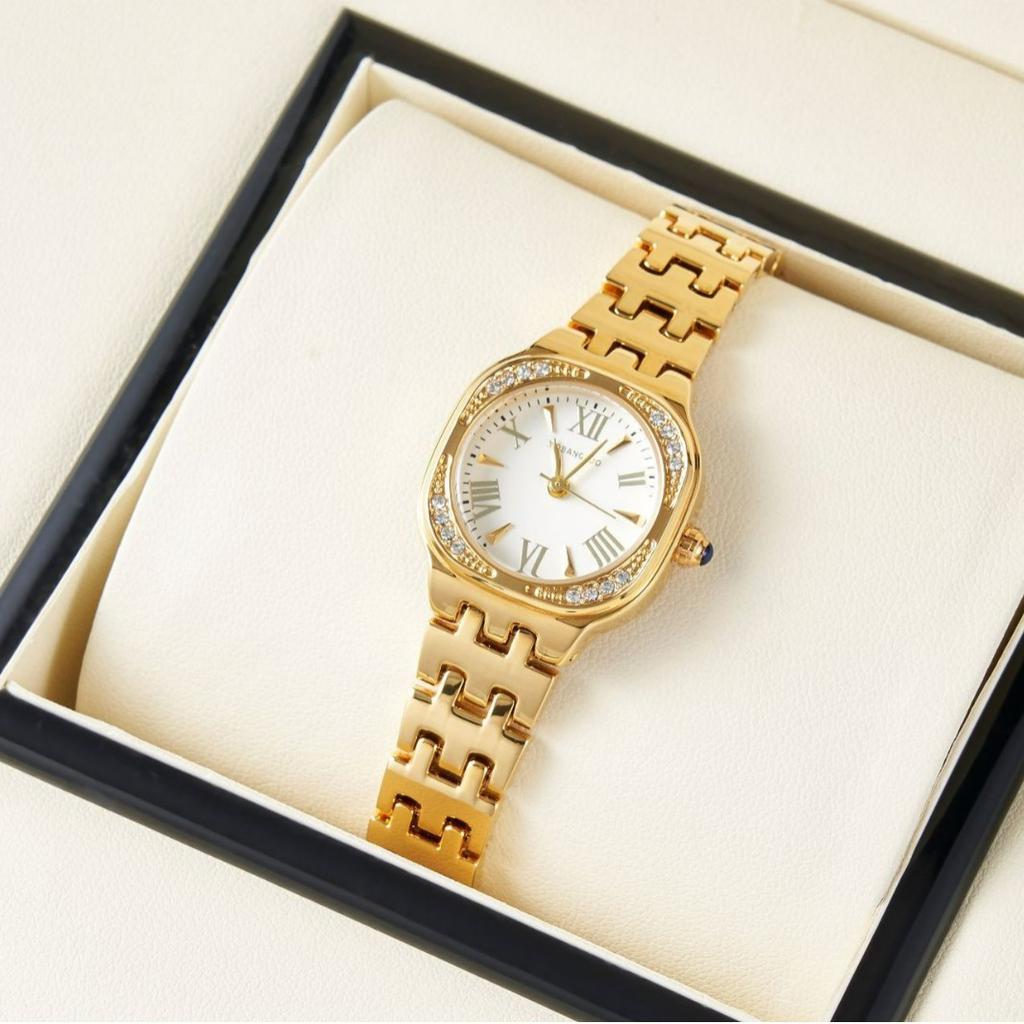 Fashion New Women's Watch Square Three-dimensional Roman Face Diamond Steel Band Quartz Women's Watch