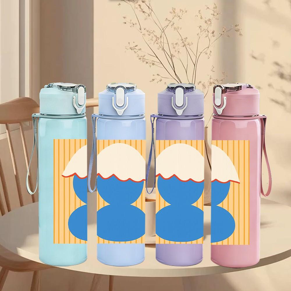 1PC Blue White Egg Simple Graphic 750ml Color Plastic Sports Water Bottle Leakproof Flip Straw Lid For Sports Office Home Use