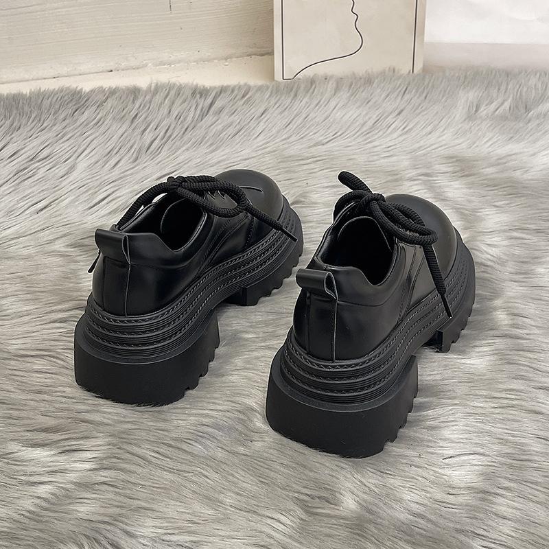 

British style retro versatile loafers women s 2025 spring new small thick heel thick sole heightening shallow mouth single shoes 35