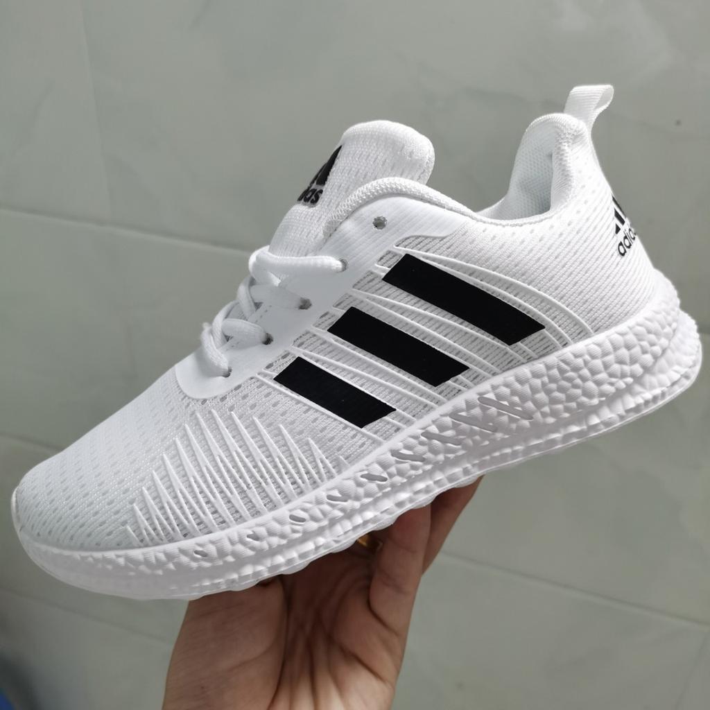 Nuevo verano zapatillas de running zapatos de hombre zapatos deportivos  casuales pareja de estudiantes modelos zapatos de mujer estudiante zapatos  blancos comprar a buen precio — entrega gratuita, reseñas reales con fotos —