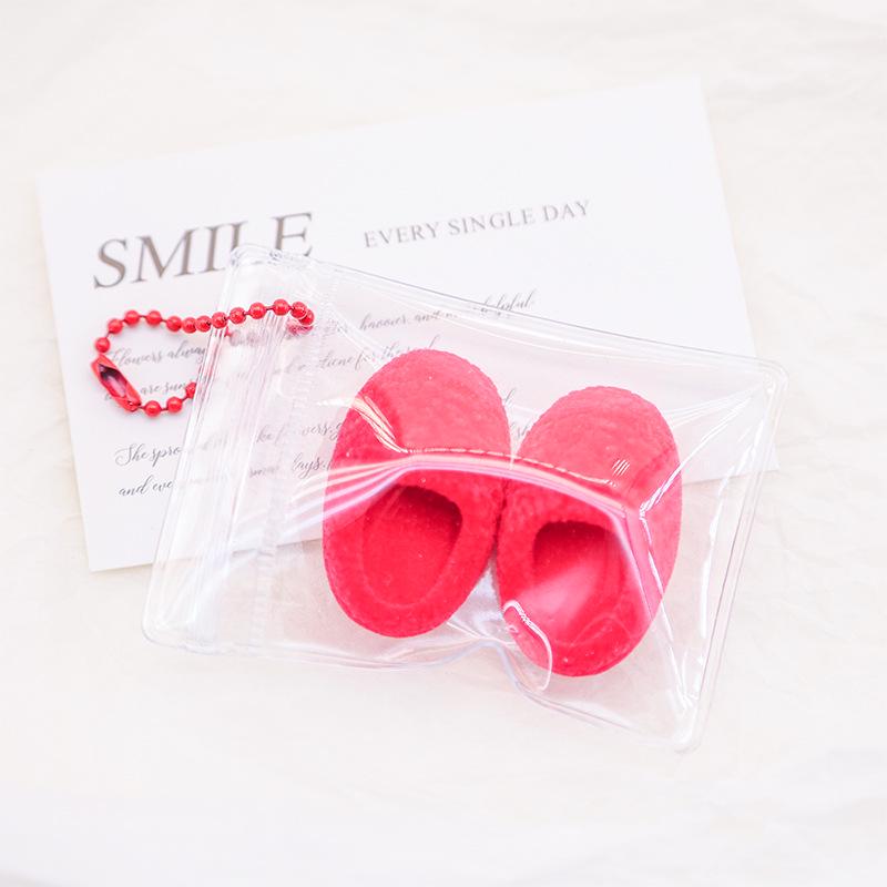 

Подвеска на сумку из смолы в виде флокированных тапочек конфетного цвета - милый подарок и подвеска на машину для девочек