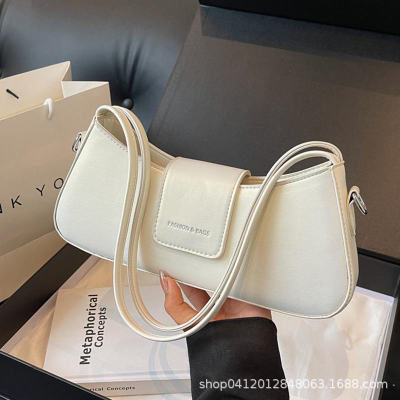 Fashion niche underarm bag women's 2025 new French light luxury shoulder messenger bag foreign style work commuter bag