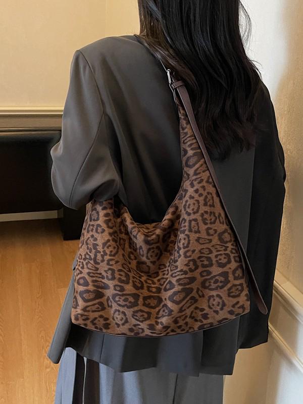 Retro Leopard Print Tote Bag - 2025 Autumn/Winter Collection, Large Capacity Shoulder Bag, Stylish Underarm Design for Women