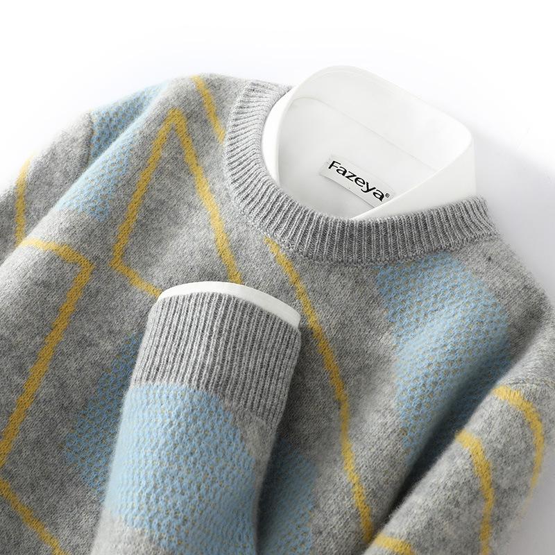 New Round Neck Jacquard Men's Cardigan Loose Plaid Sweater Sweater Warm Skin-friendly Base Shirt for Men