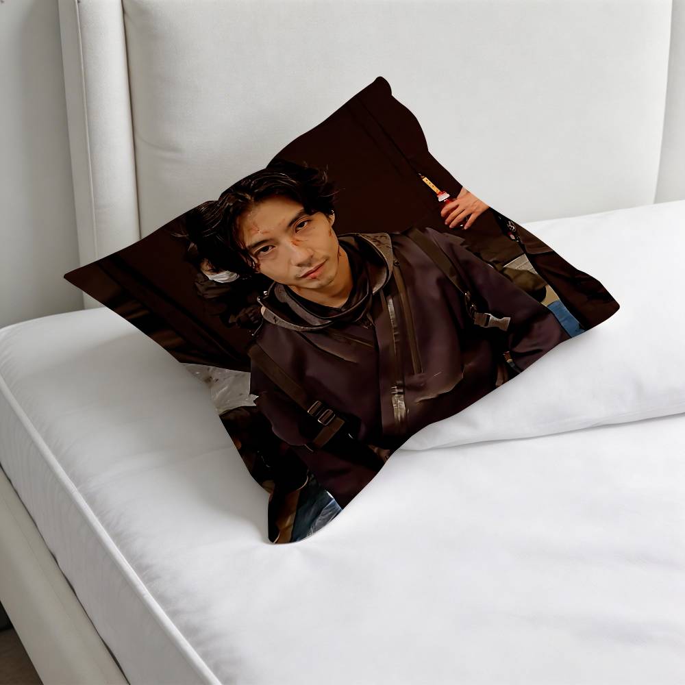 Actor KKento Kaku Square Pillow Cover Decorative Throw Pillow Case for Sofa Couch Bed Home Car Living Room Decoration