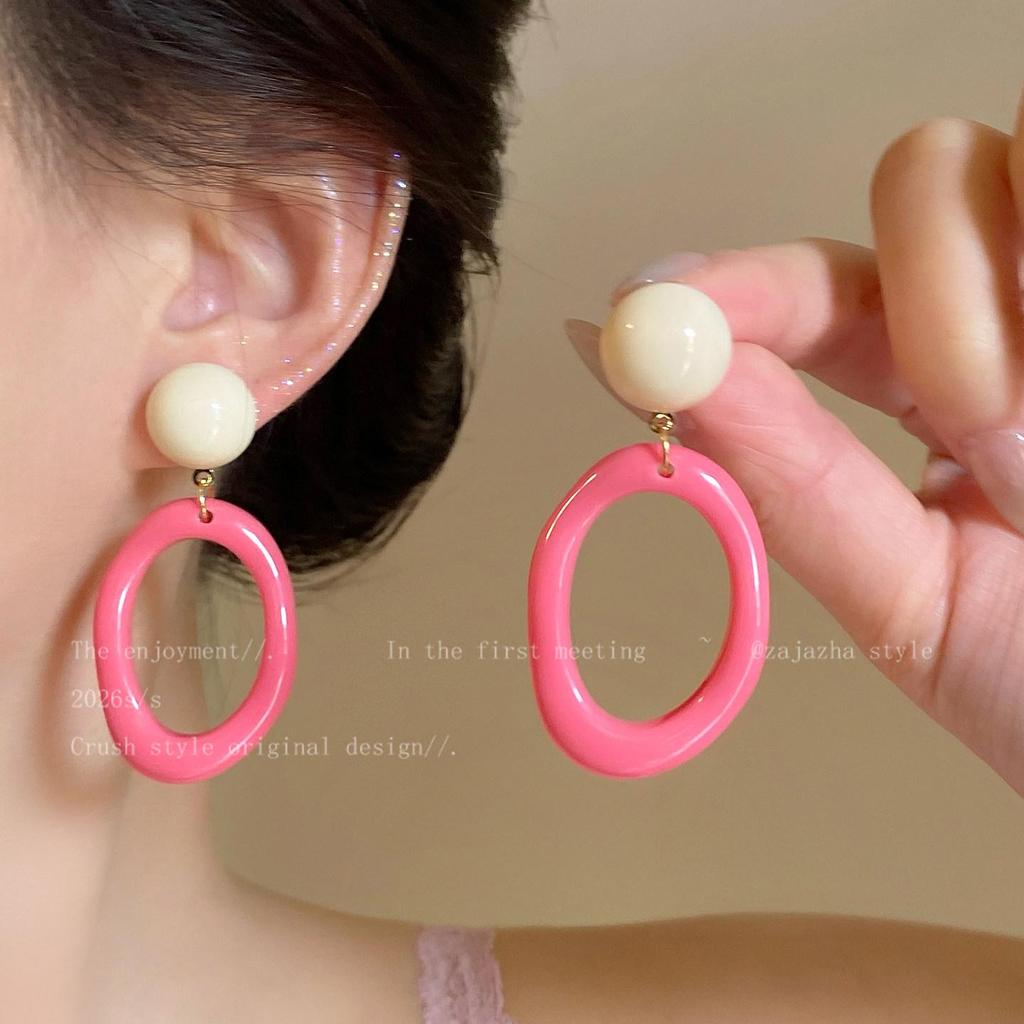 2025 New Retro Hong Kong Style Colorful Earrings: Luxury, High-End Studs, Exaggerated Fashion for Women