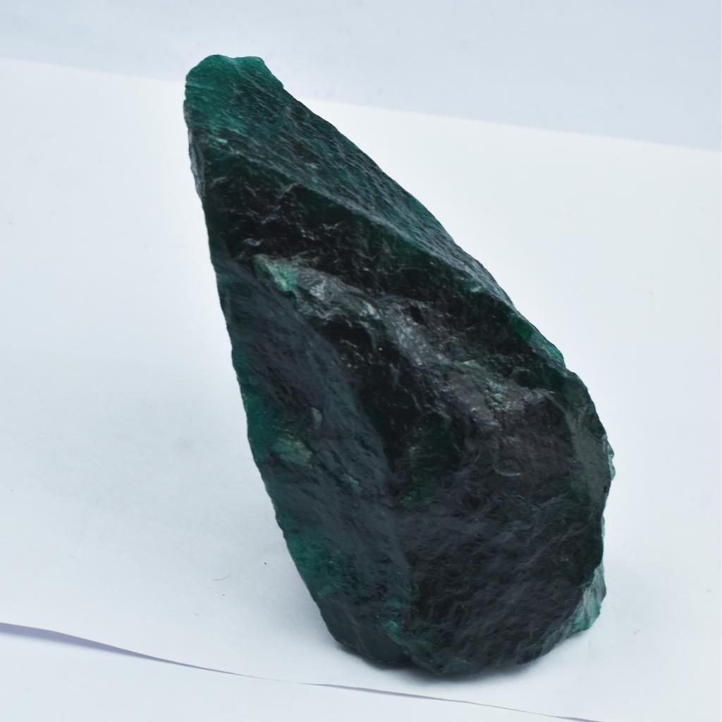 Natural Green Emerald 4060.12ct Rough Certified Loose Gemstone