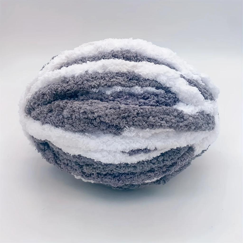 6pcs Gradient Chunky Yarn for Cushions Super Bulky Polyester Yarn Bundle (200g) - Extra Thick Ombre Yarn for DIY Pillow Covers