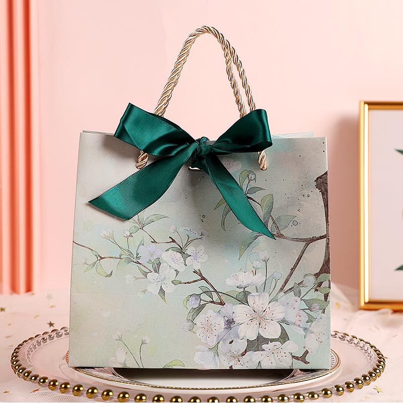 Wedding & Birthday Gift Paper Bag - Souvenir Candy Box & Handbag