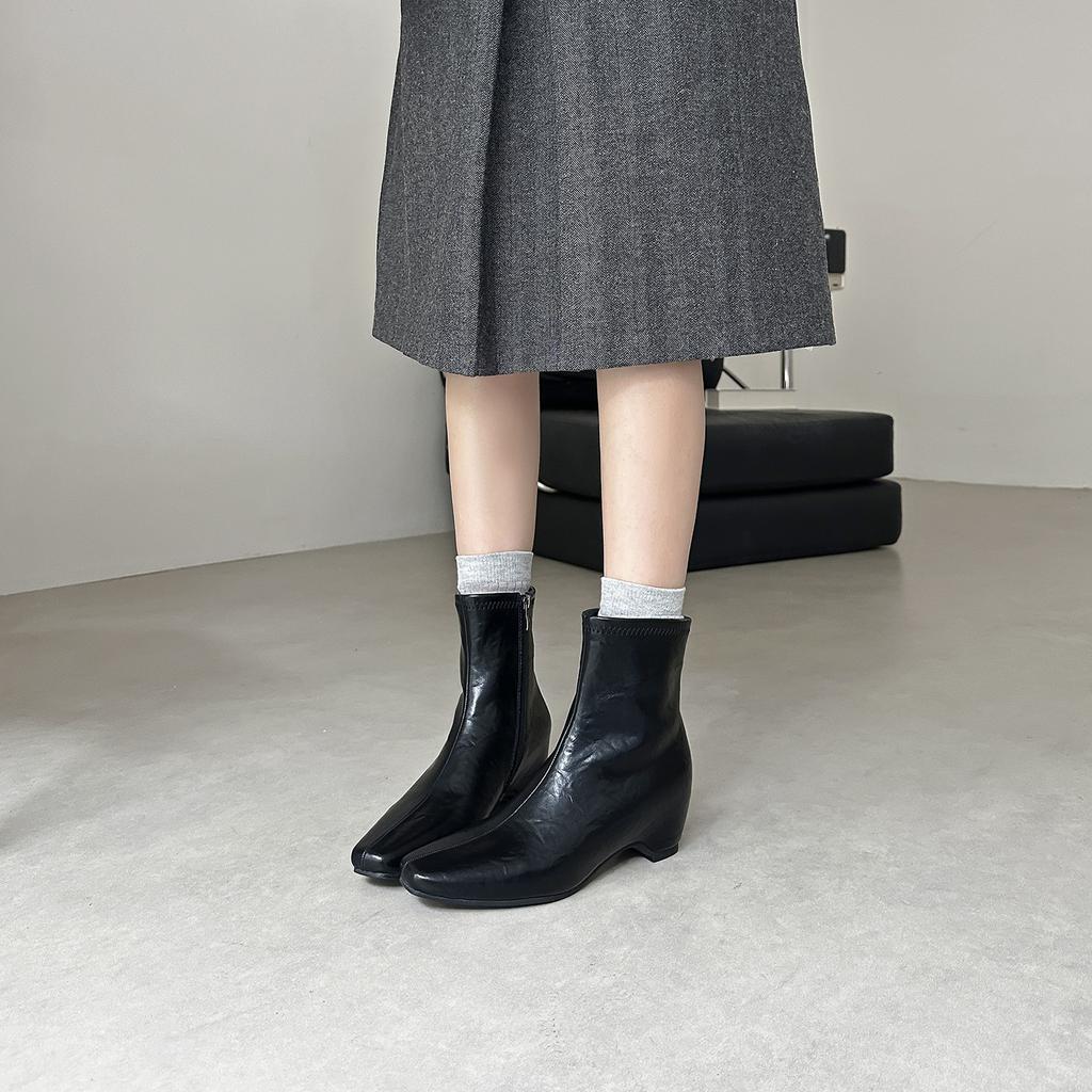 New square head thick heel short boots women's retro versatile Martin boots non-slip design cat and female thin fashion boots