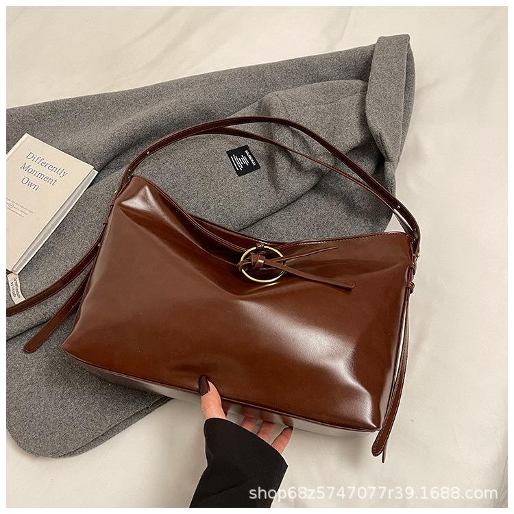 Fashion Bag Women's New Trendy High-end Commuter Tote Bag Versatile Shoulder Bag Niche Design Armpit Crossbody Bag