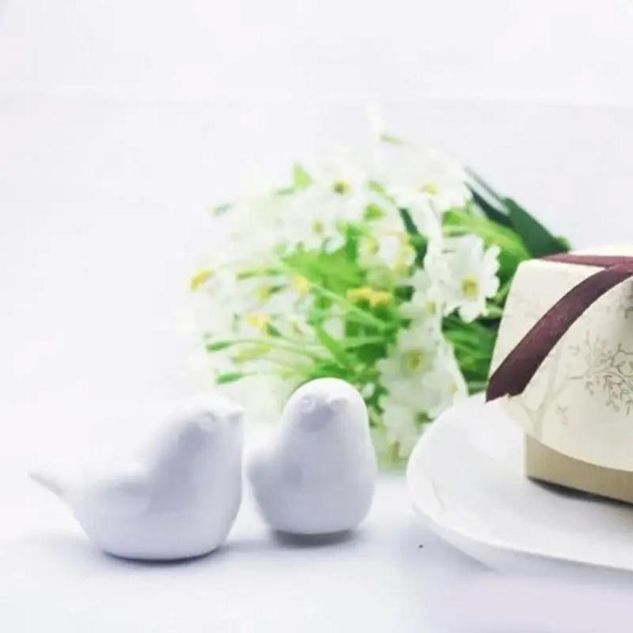 2 Pcs/Set Ceramic Love Bird Seasoning Bottle Gift Box Wedding Companion Gift Classmate Party Souvenir Home Kitchen Seasoning Box