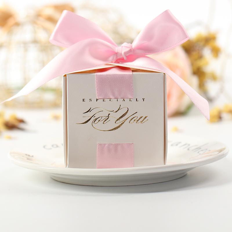 WTEMPO 10PCS 6.5*6.5*6.5CM Solid Color Hot Stamping Wedding Candy Boxes European Style Retro Creative Festivals Party Gift Boxes with Ribbon