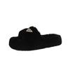 Mao Mao slippers women wear thick soles to increase the height of autumn and winter cotton towing home light luxury inverted triangle explosion plush
