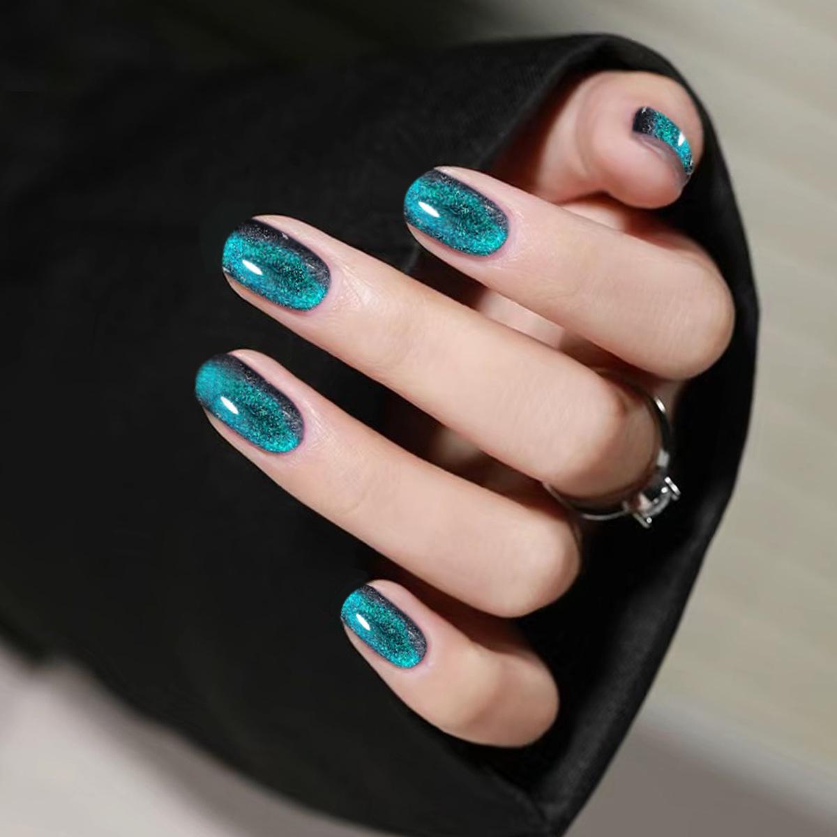 

Short Square Teal Crystal Cat Eye Removable Nail Tips