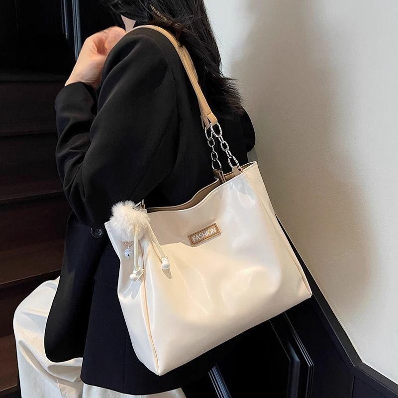 Large Capacity New Versatile Single Shoulder College Student Commuting Leisure Niche Fashion Going Out Tote Bag