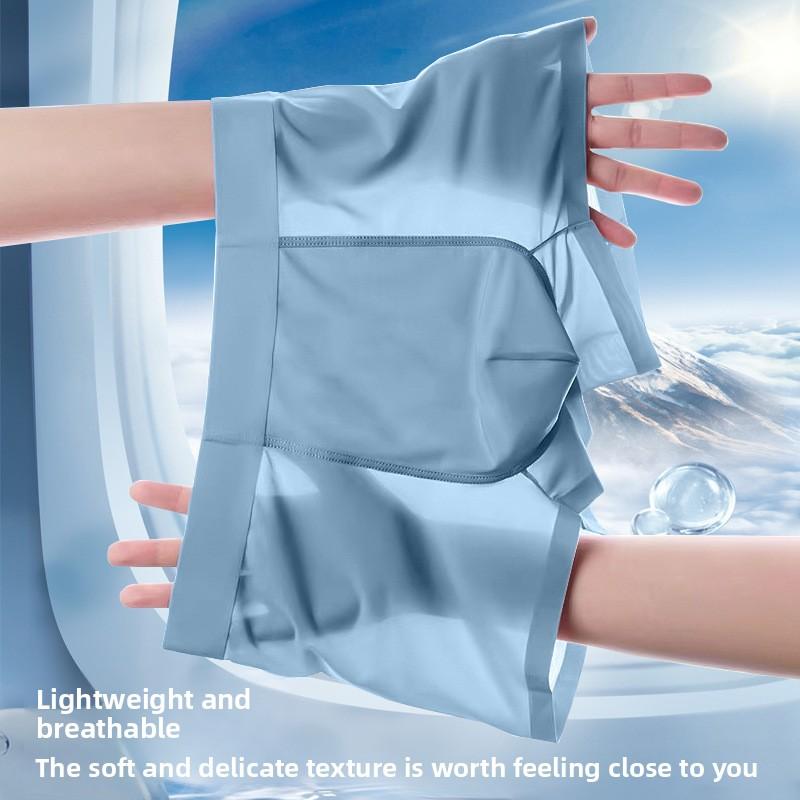 Men's Summer Light Cool Feeling Ice Silk 10A Antibacterial Crotch Piece of Non Scratch Flat Angle Underwear