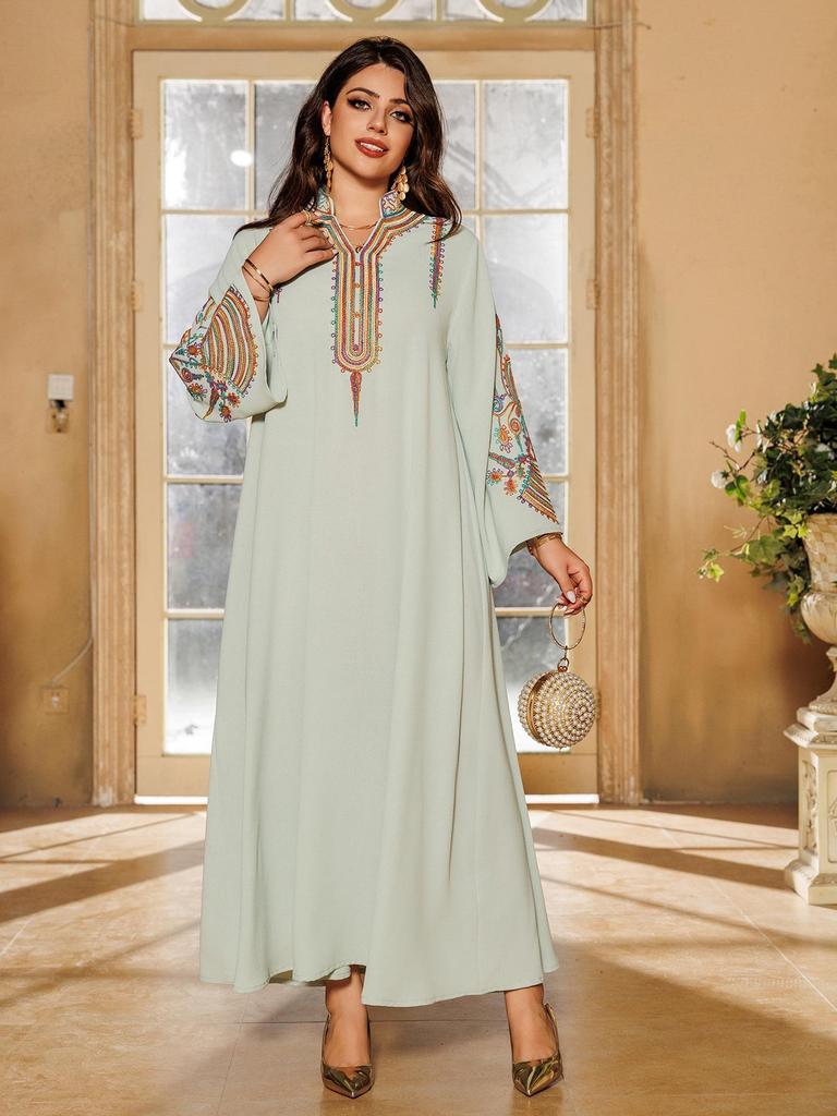 AB420 Middle East Women's Embroidered Cord Muslim Pullover Dress