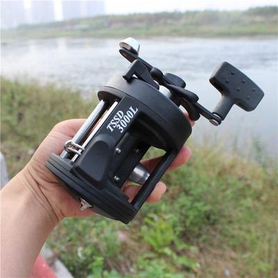 Makšķerēšanas spoles Velcēšanas spoles sālsūdens TSSD 3000L-4000L labā roka, melna