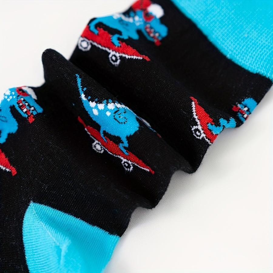 A pair of autumn and winter new skateboard dinosaur men's cotton socks mid-tube socks fashion