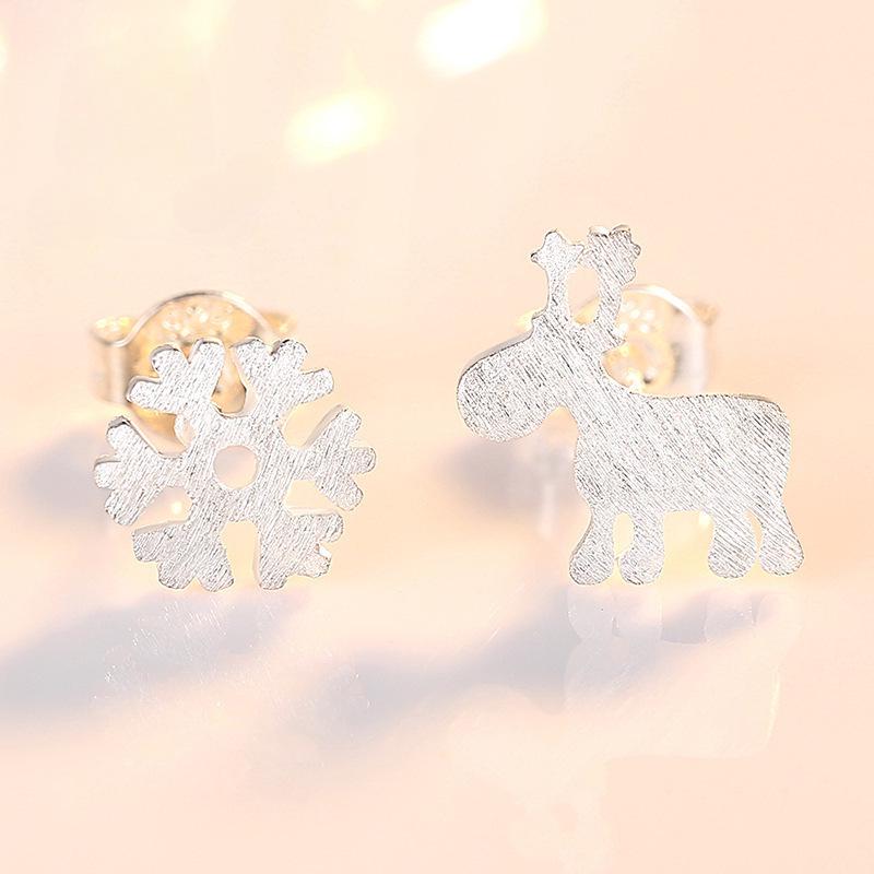 S925 Sterling Silver Snowflake & Reindeer Asymmetrical Stud Earrings, Exquisite Jewelry Gift for Women, Plain Silver, Christmas Theme 925 Sterling Silver