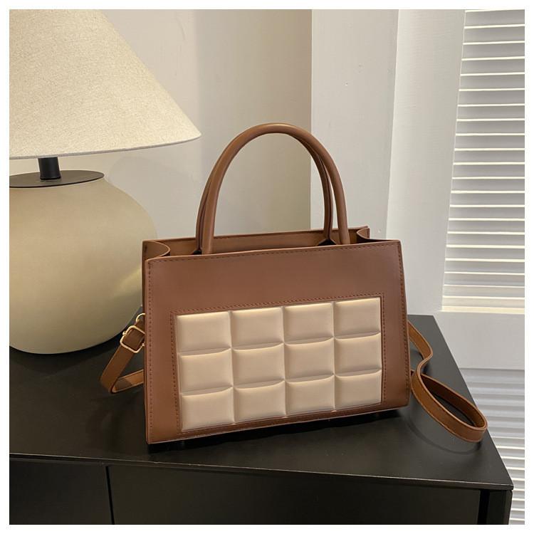 Винтажная большая квадратная сумка ручная для женщин Стильная модная модель 2024 кофейный