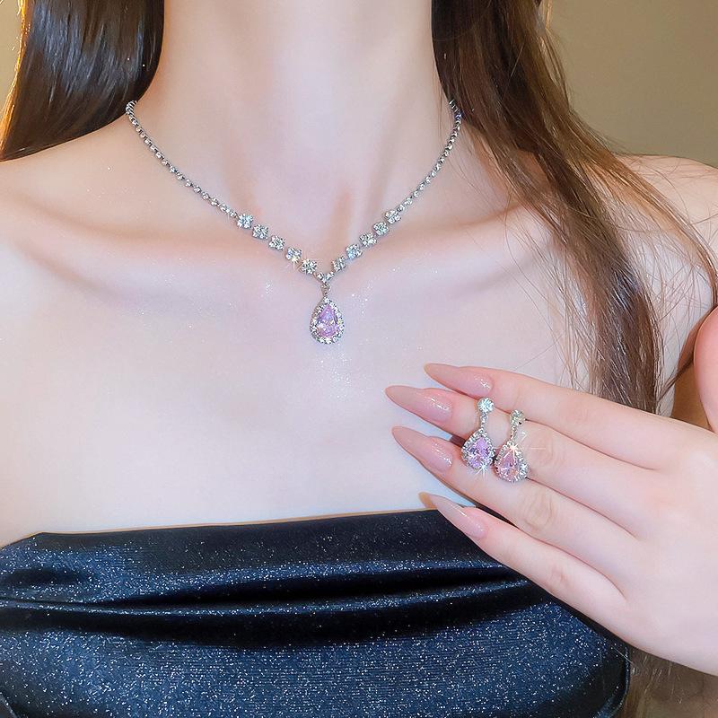 Inlaid Rhinestone Water Droplet Pink Pendant Earring Necklace Set Exquisite Temperament Light Luxury Fashion Zircon Sets Gifts