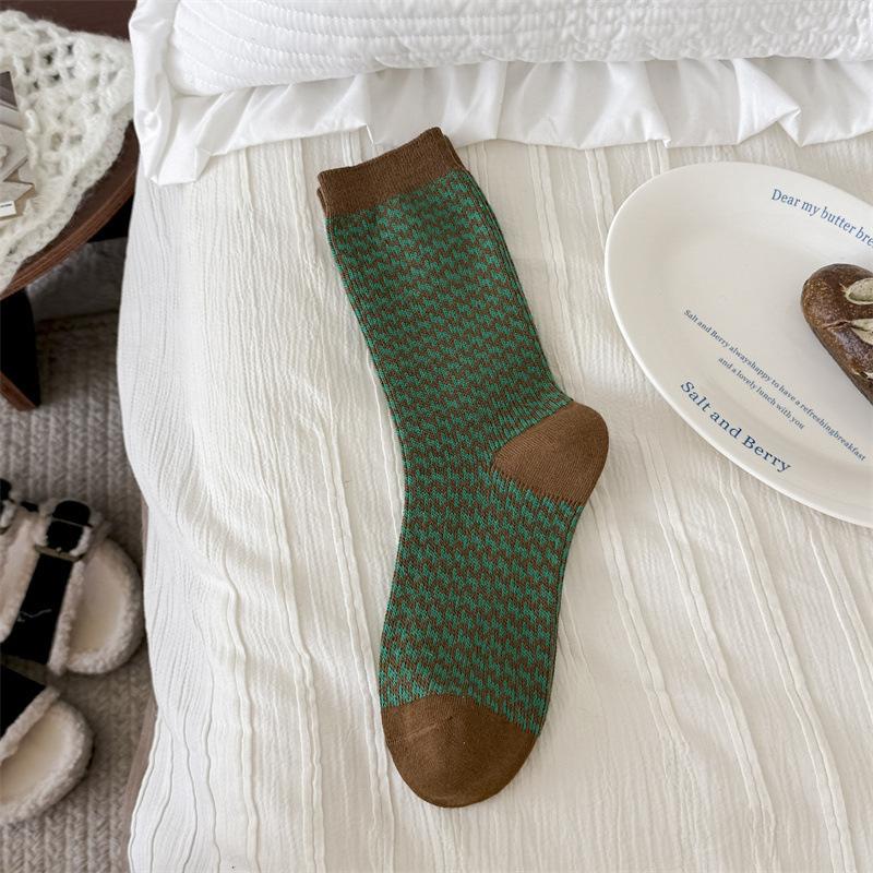 Female Autumn and Winter Retro Art Thousand Bird Lattice Geometric Small Design Tube Stack Socks
