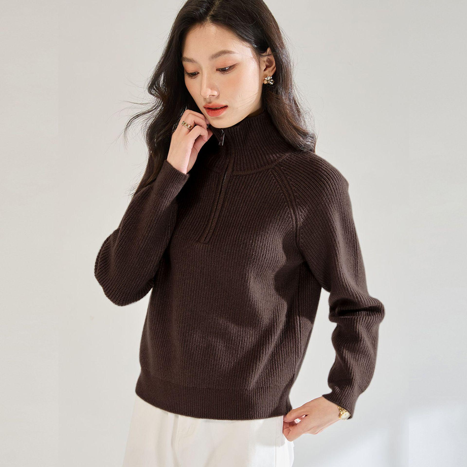 

Women s Textured Navy Loose Knit Sweater with Versatile Turn-Down Collar Large