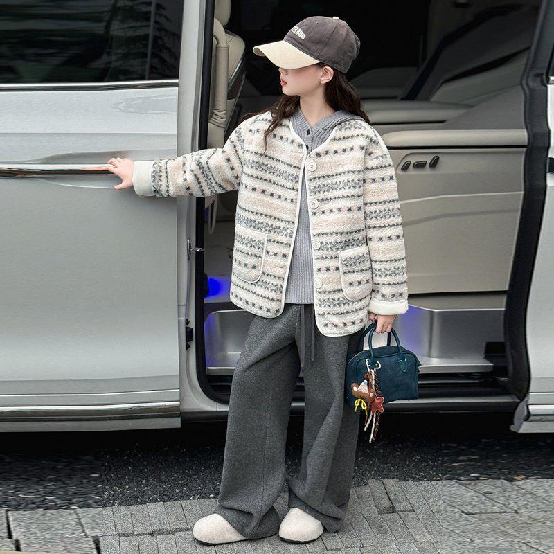 Flickor Set: Fluffig Tröjrock & Fodrade Vida Byxor - Vinterstil 2025