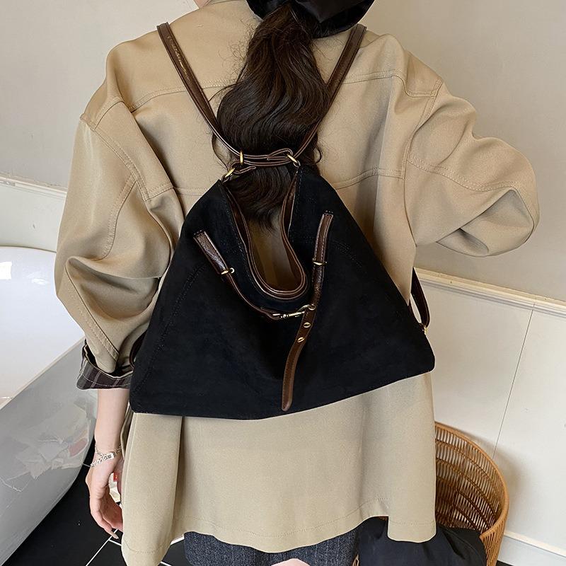 Large Capacity Retro Tote Bag Women's Autumn and Winter New Fashion Versatile Commuter Shoulder Bag Backpack