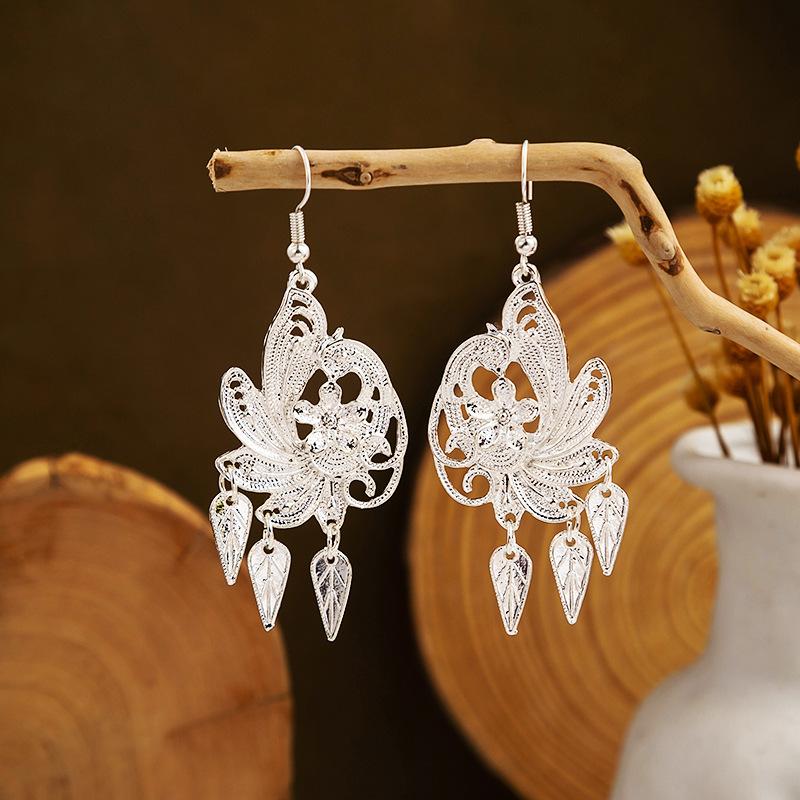 Ethnic Style Imitation Miao Silver Earrings, Colorful Long Fringed Chain Earrings, Hot-selling Earrings In Scenic Spots, Qinghe Jewelry Batches