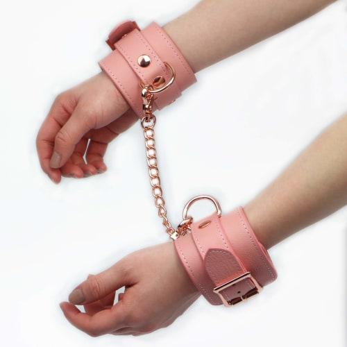 Liebe Seele Luxury SM Goods Collar Handcuffs Restraint Set Genuine Leather Cosplay Training Queen (Pink)