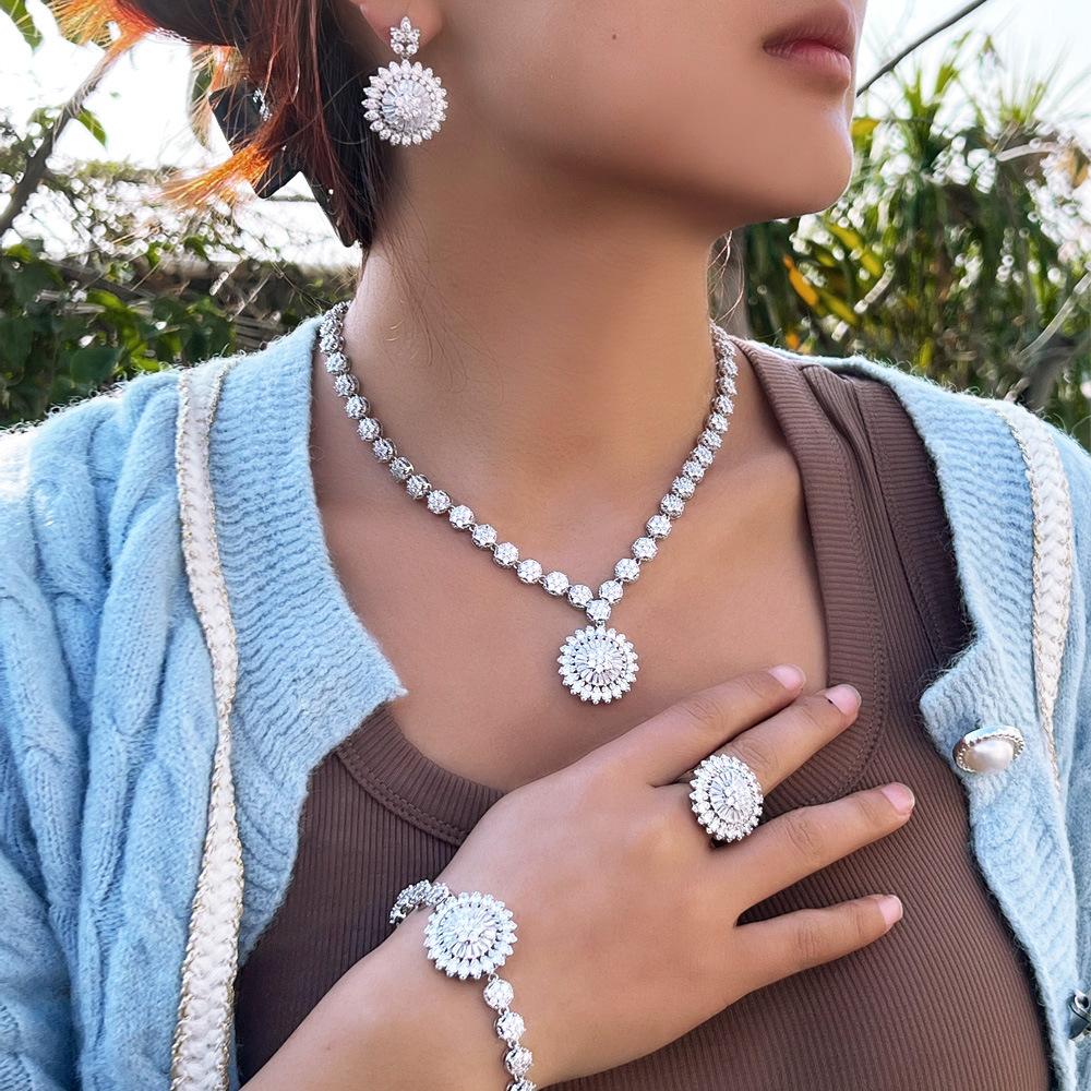 Flower Zircon Necklace Earrings Bracelet Ring Four-Piece Set Bridal Clothes Wedding Accessories Set Chain