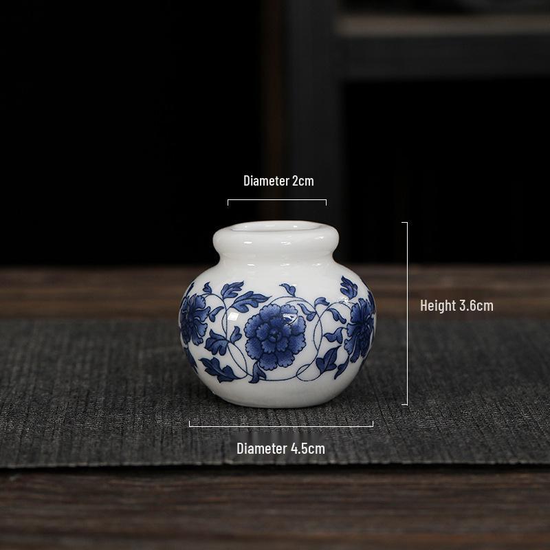 Mini Retro Blue & White Porcelain Hydroponic Pennywort Vase for Tea Ceremony Decoration