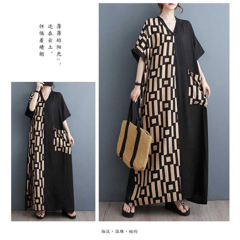 Summer New Printing Thin V-neck Short-sleeved Color Collision Splicing Black Long Dresses
