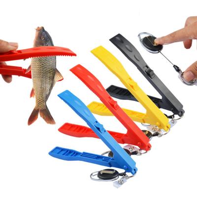 Handheld Fish Gripper with Retractable Keychain Ergonomic Handle Lightweight Portable Multi-function Fish