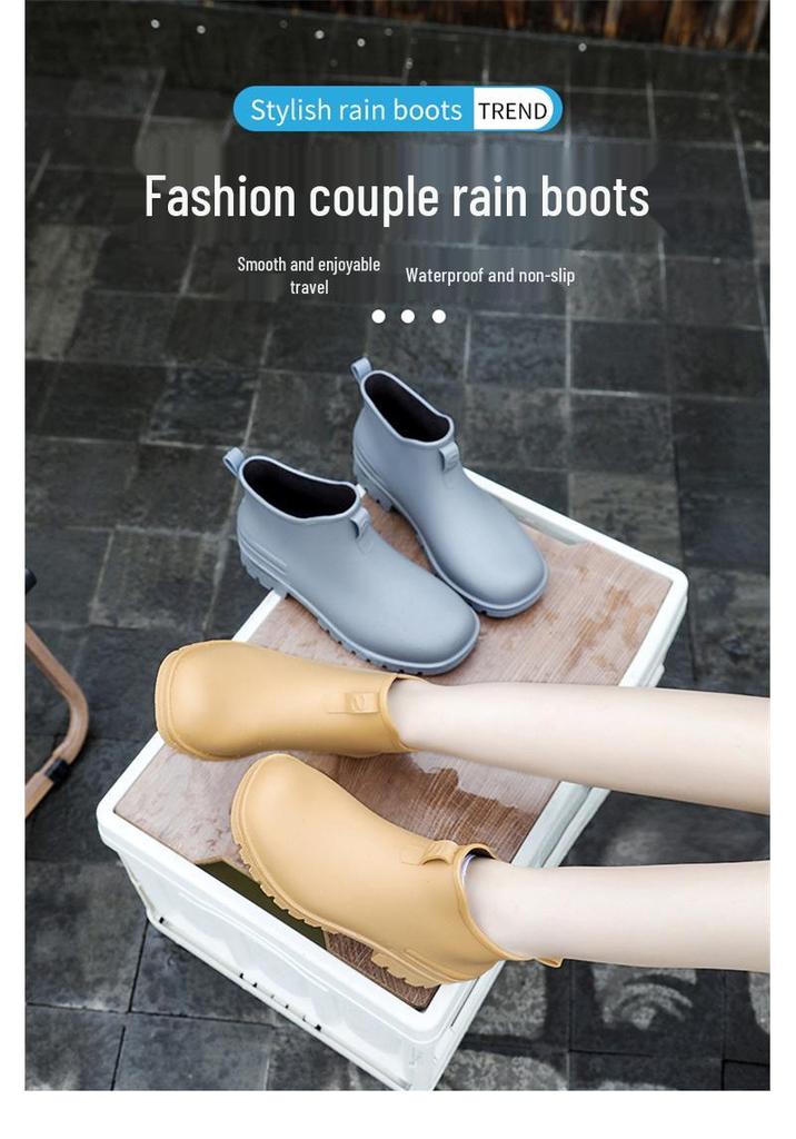 Unisex Waterproof Rubber Ankle Boots with Fleece Lining - Non-Slip and Lightweight for Outdoor Wear