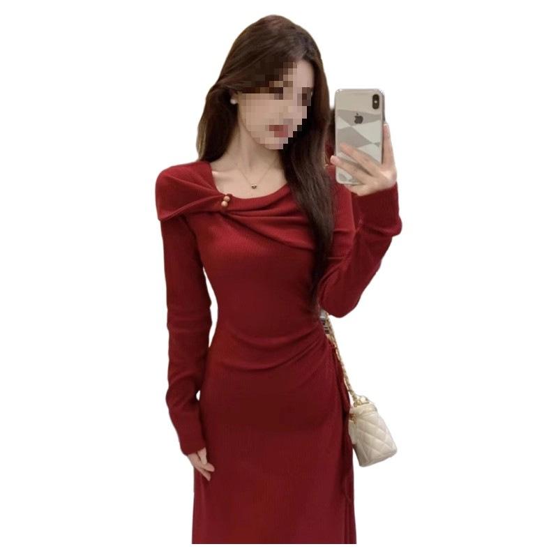 Elegant Red Knitted Waist-Cinched Dress for Women - Autumn/Winter 2026 