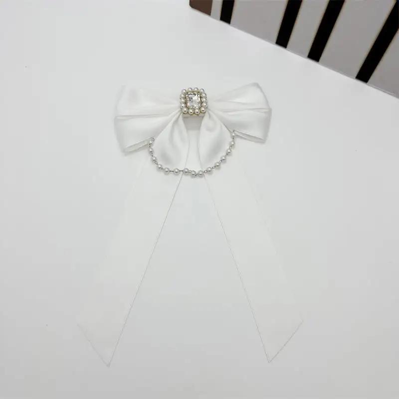 Módní Látka Černá Bílá Mašlička Perlový Řetízek Křišťálový Kamínek Brož Elegantní Dámský Límec Košile Špendlík Květina Smuteční Brož Šperk