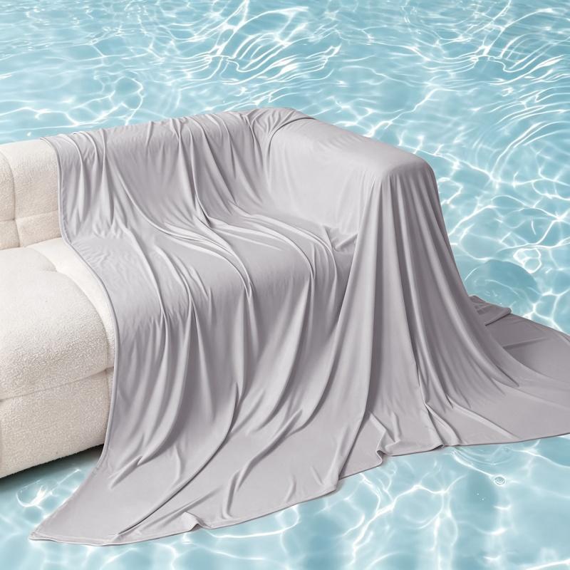 Summer Cooling Blanket Ice Silk Skin-friendly Breathable Lightweight Quilt for Air Conditioner Room Travel Blanket for Camping
